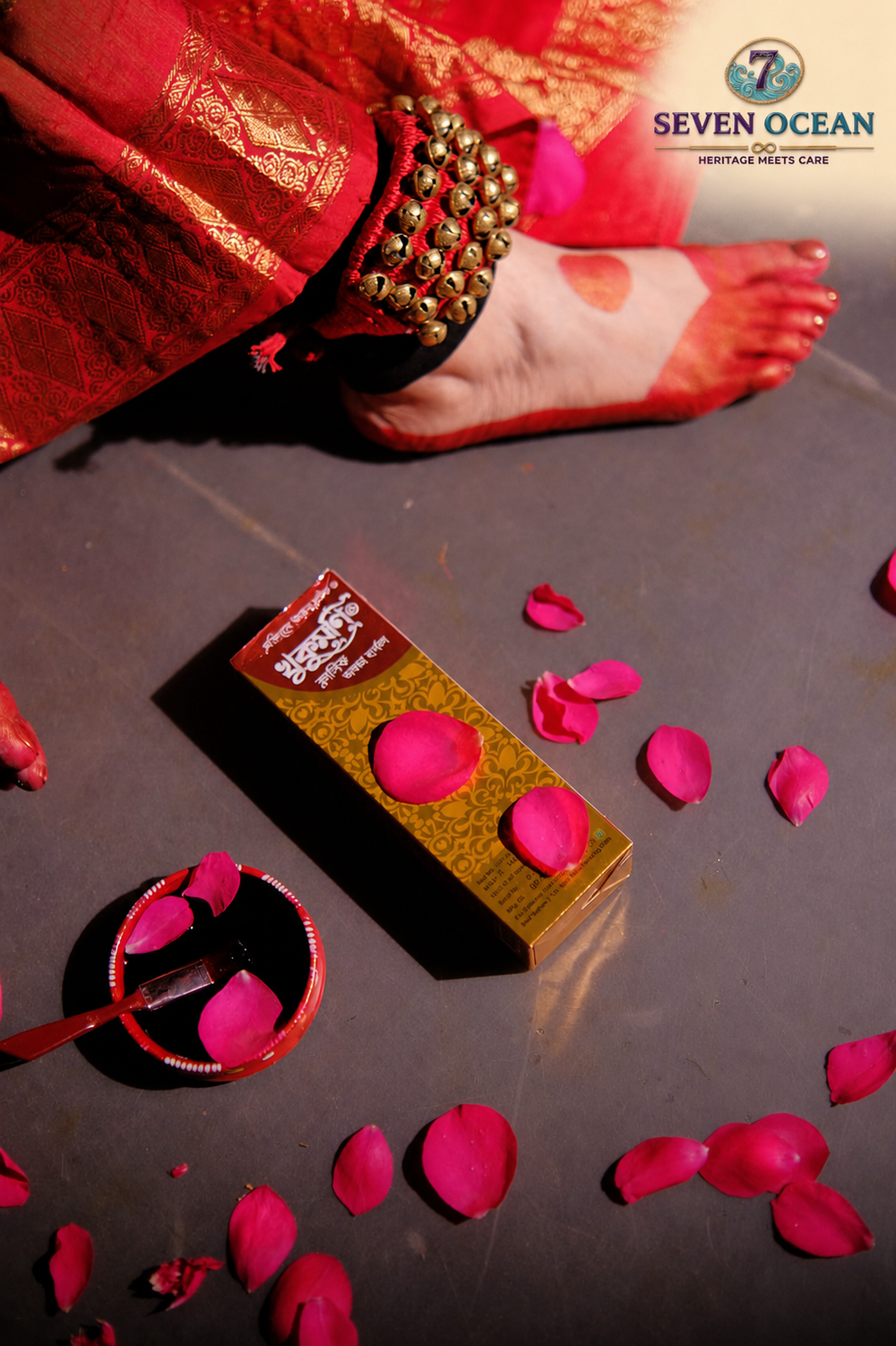 Classic Herbal Alta [200ml] & Classic Red Sindoor [1 Pcs.]